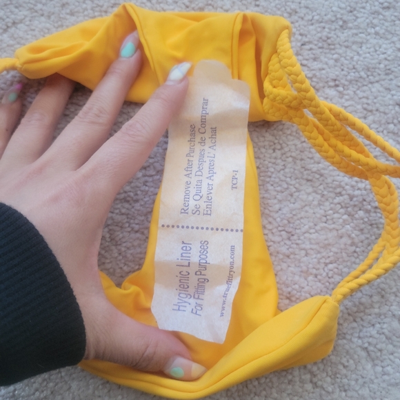 Stone Cold Fox | Swimsuit - Size XS - Picture 4 of 9